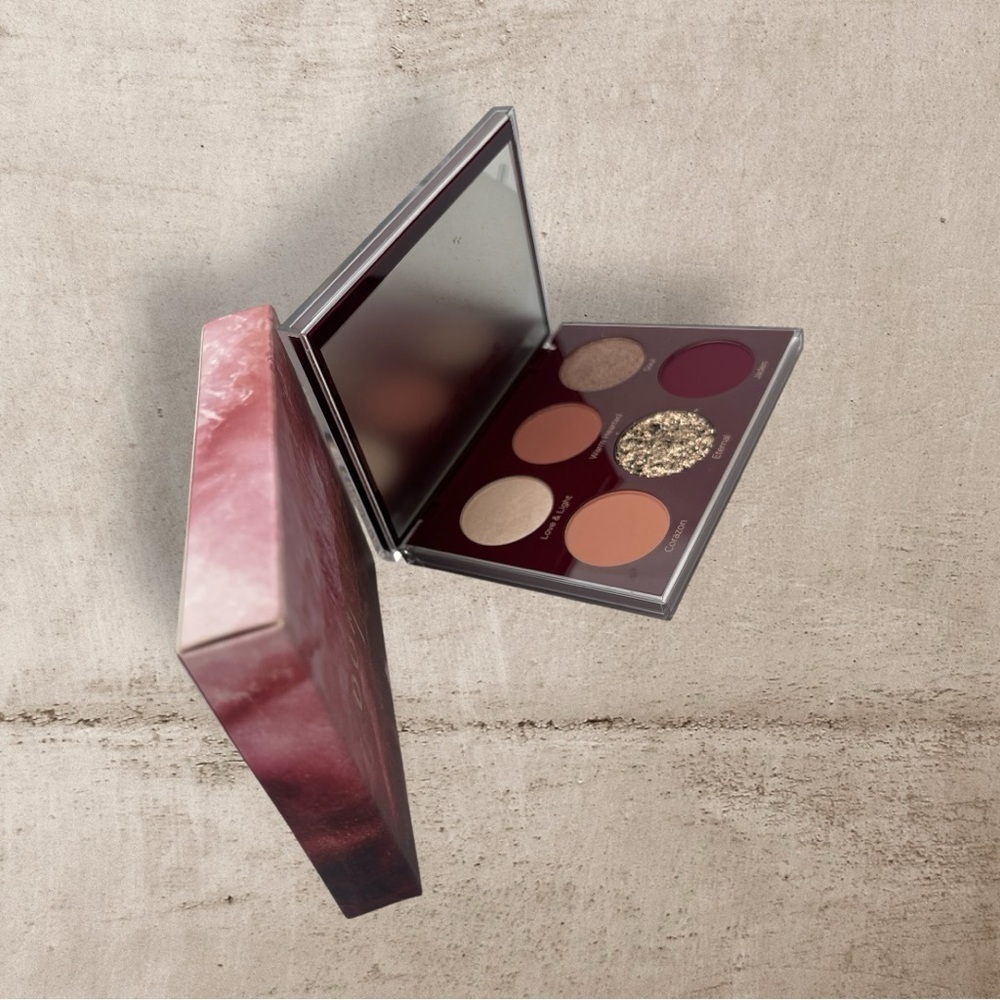Dominique Unconditional Palette - NIB! Gold Burgundy - Picture 3 of 8